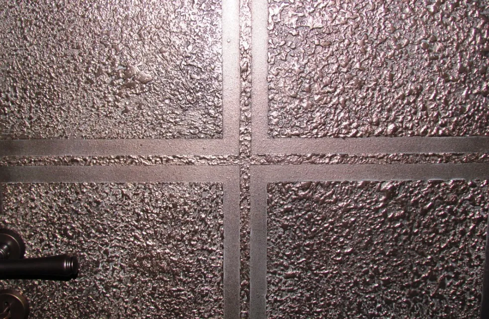 Polvos metalicos para sistemas decorativos con resina: profundidad metalica, control del acabado y diseno de superficie